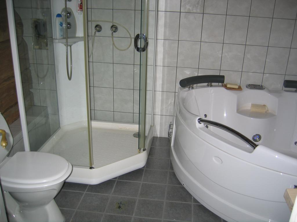 Kartveit Guesthouse Manger Eksteriør billede